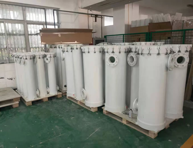 UPVC玻璃鋼防腐保安多袋式過(guò)濾器